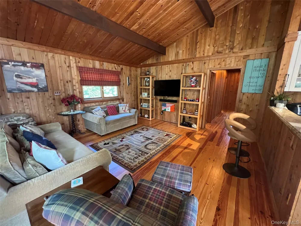 71 Garden City Avenue Point Lookout, NY 11569