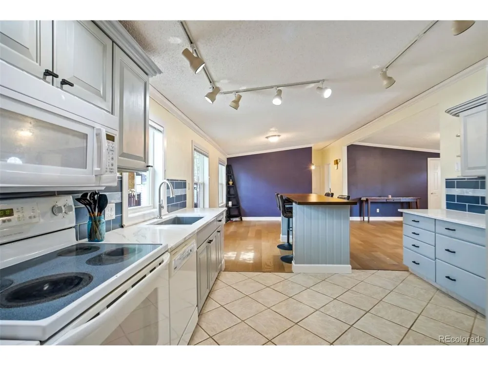 398 F AVENUE Limon, CO 80828