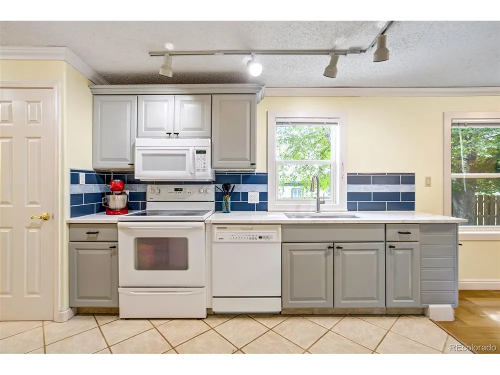 398 F AVENUE Limon, CO 80828