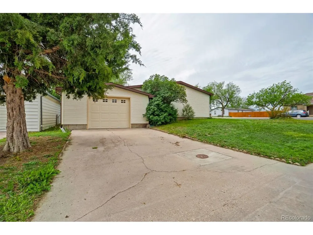 398 F AVENUE Limon, CO 80828