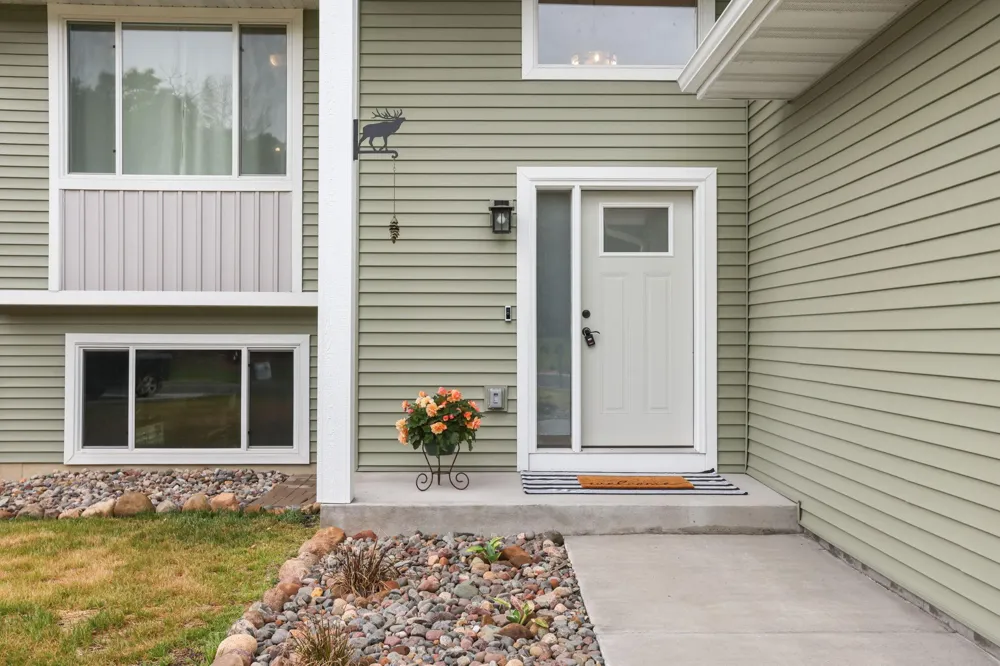 437 Woodale Avenue Saint Croix Falls, WI 54024