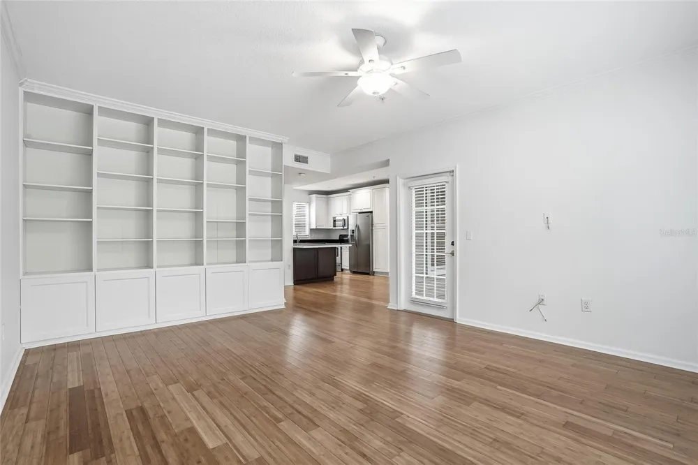 809 S OREGON AVENUE #B Tampa, FL 33606