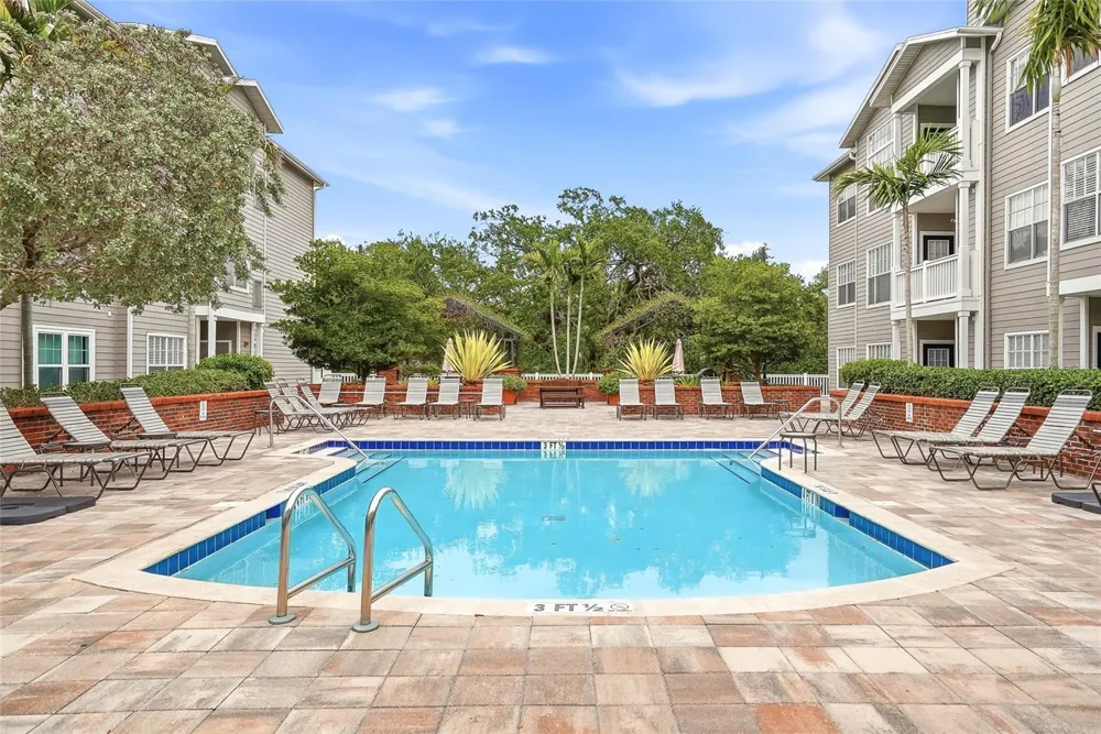 809 S OREGON AVENUE #B Tampa, FL 33606
