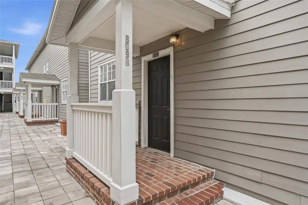 809 S OREGON AVENUE #B Tampa, FL 33606