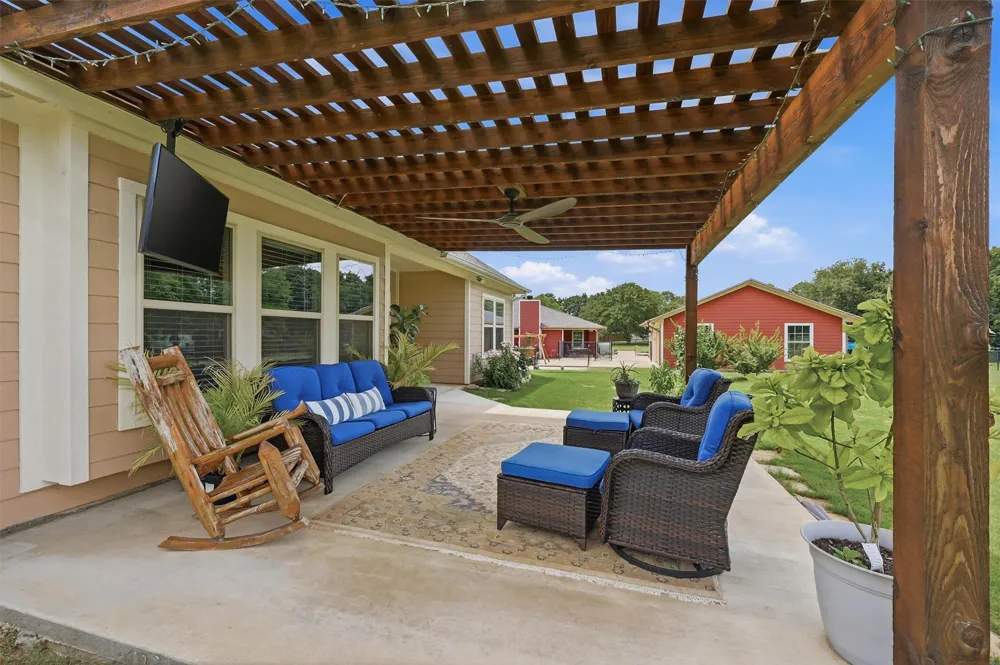 114 Sequoya Drive Lake Kiowa, TX 76240