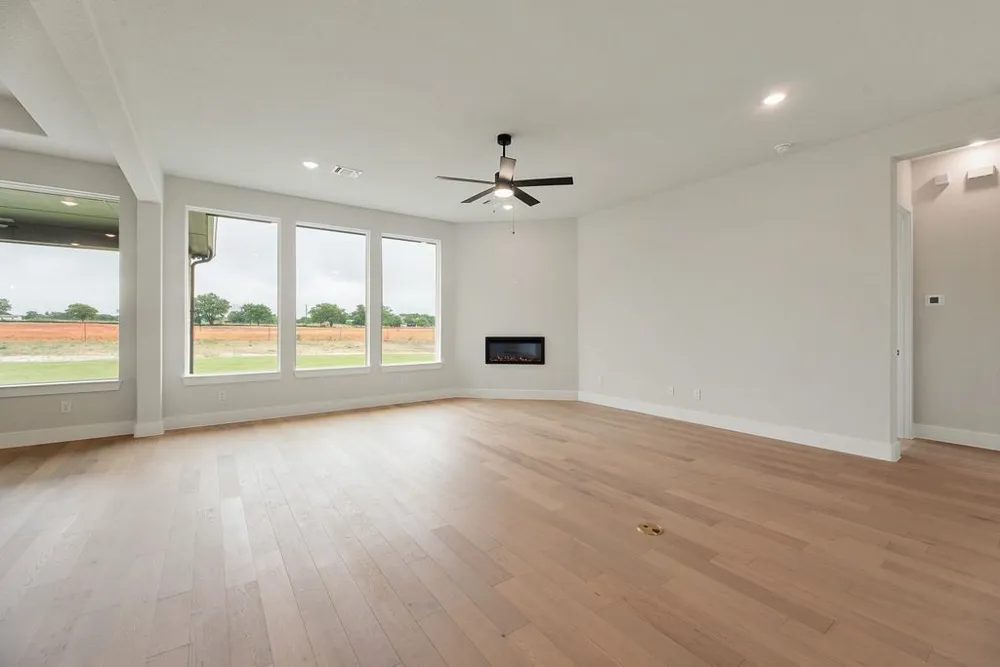 9221 Wood Duck Drive Justin, TX 76247