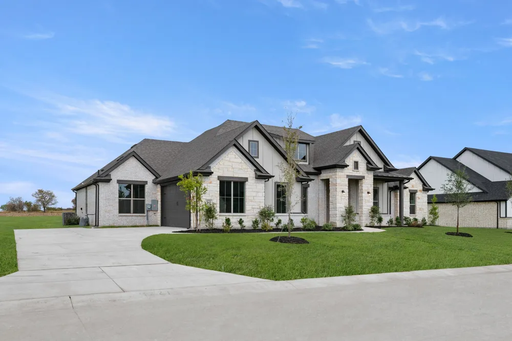 9221 Wood Duck Drive Justin, TX 76247