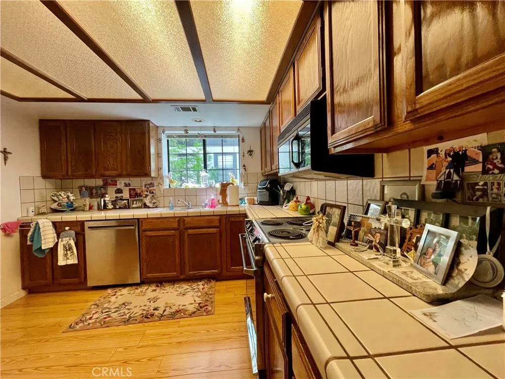 40642 Road 222 Bass Lake, CA 93604