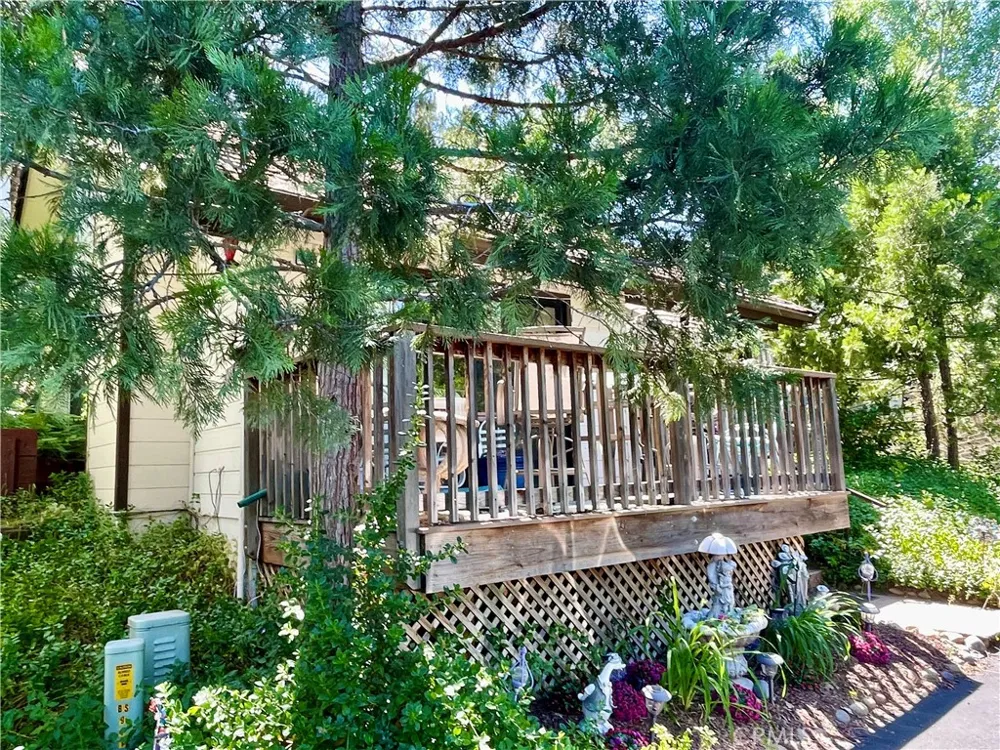 40642 Road 222 Bass Lake, CA 93604