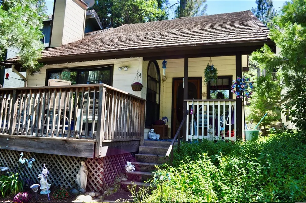 40642 Road 222 Bass Lake, CA 93604