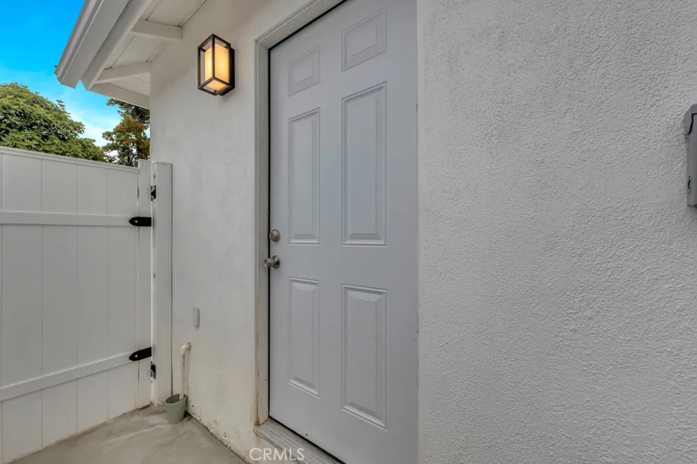 6852 Claire Avenue Reseda, CA 91335