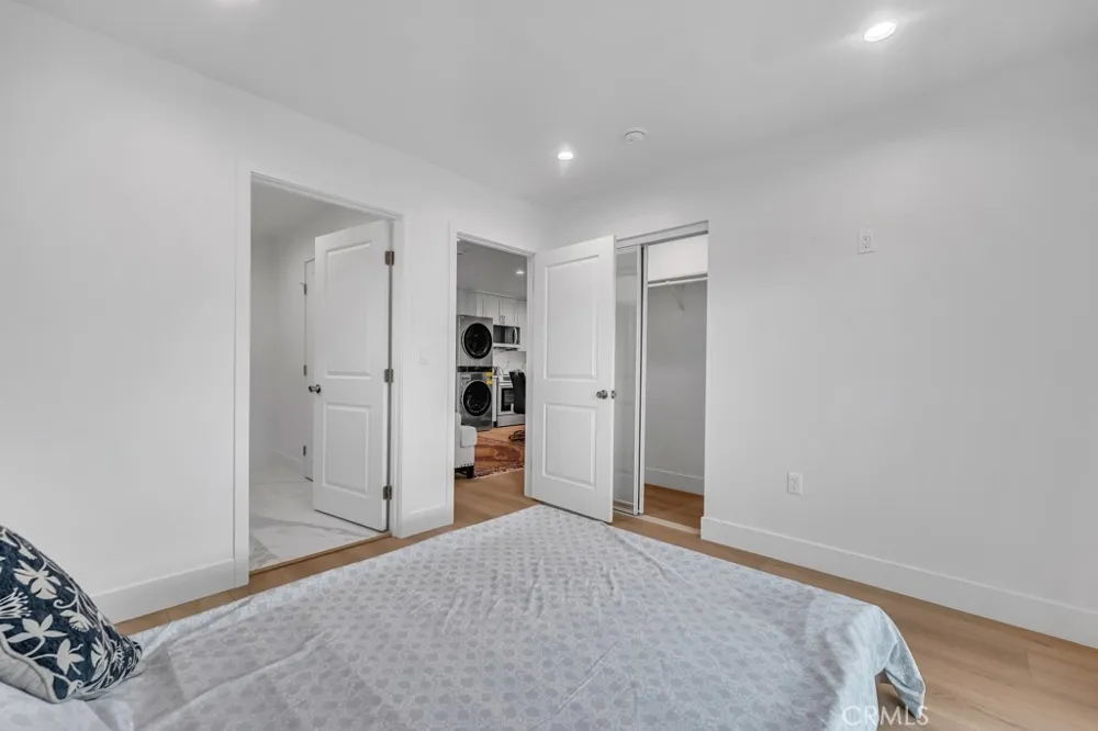 6852 Claire Avenue Reseda, CA 91335