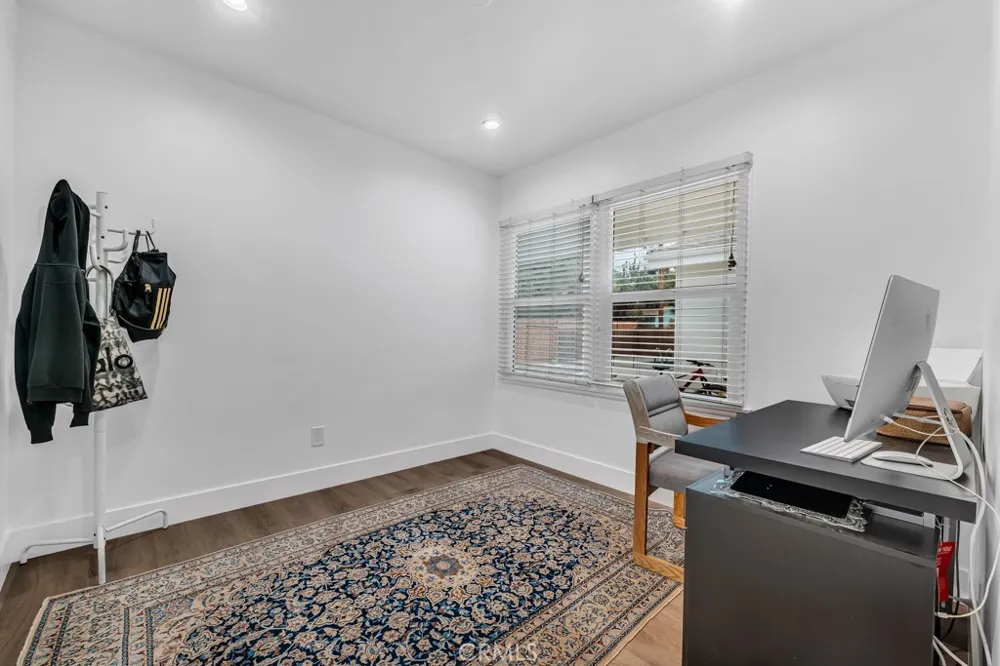 6852 Claire Avenue Reseda, CA 91335