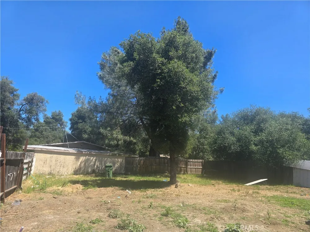 3450 10th Clearlake, CA 95422
