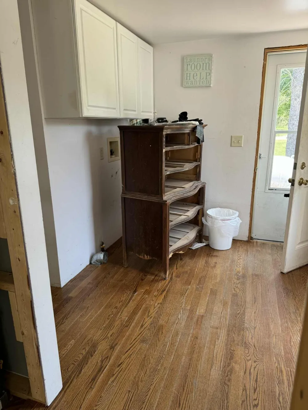 9388 S Lake Drive Evart, MI 49631