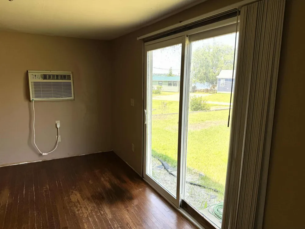 9388 S Lake Drive Evart, MI 49631