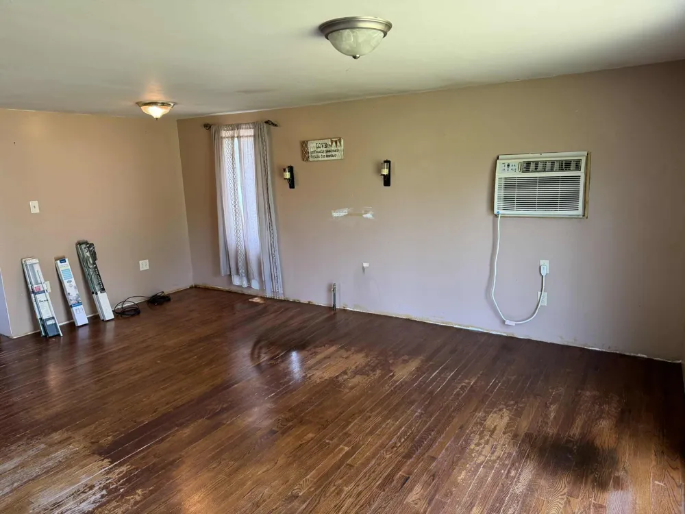 9388 S Lake Drive Evart, MI 49631