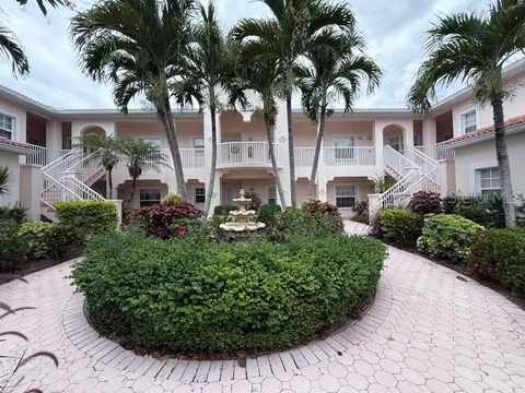 4220 CENTRAL SARASOTA PARKWAY #1215