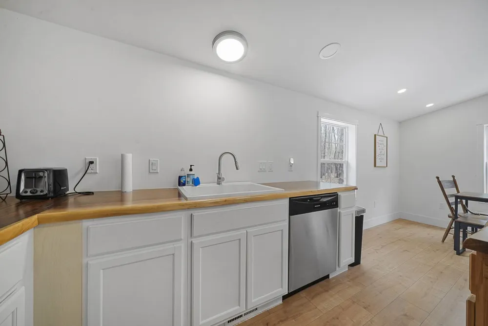 568 NE Plum Valley Road Rapid River Township, MI 49659