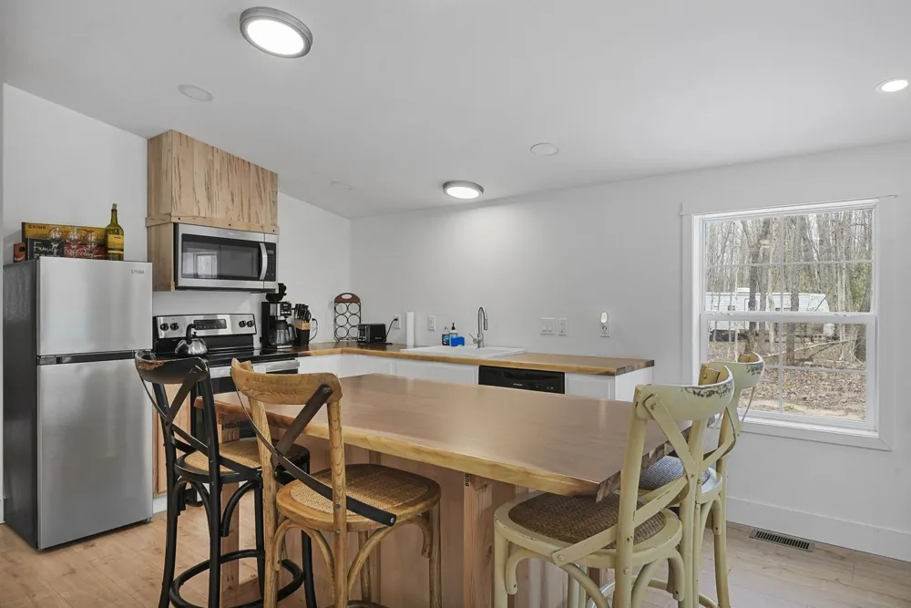 568 NE Plum Valley Road Rapid River Township, MI 49659