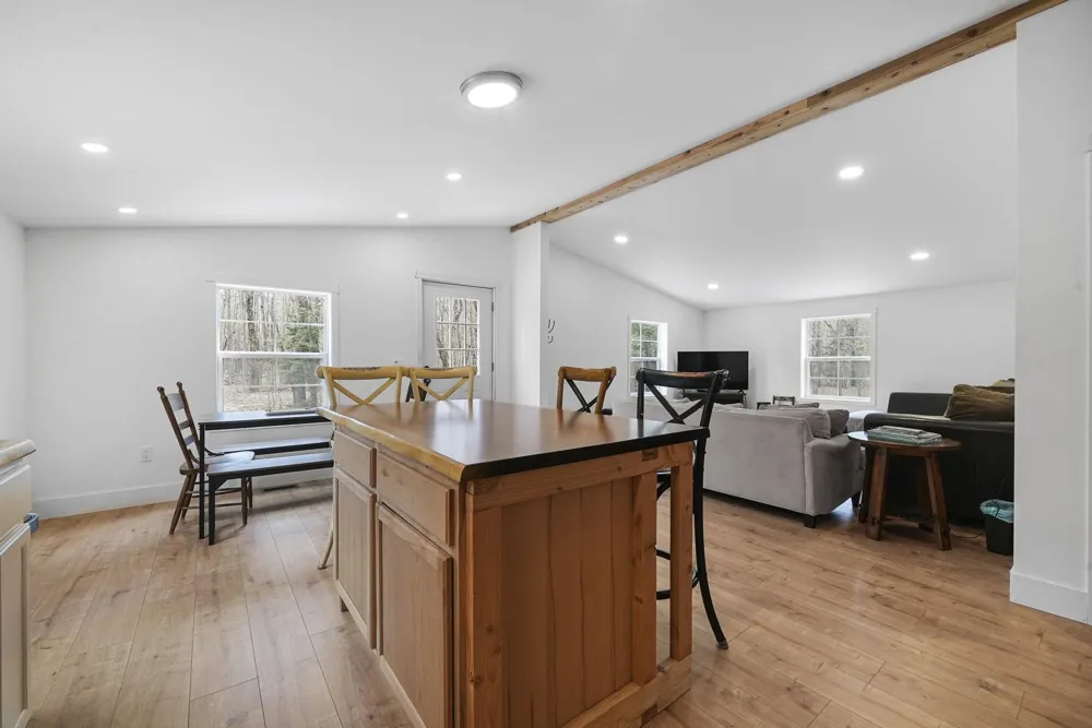 568 NE Plum Valley Road Rapid River Township, MI 49659