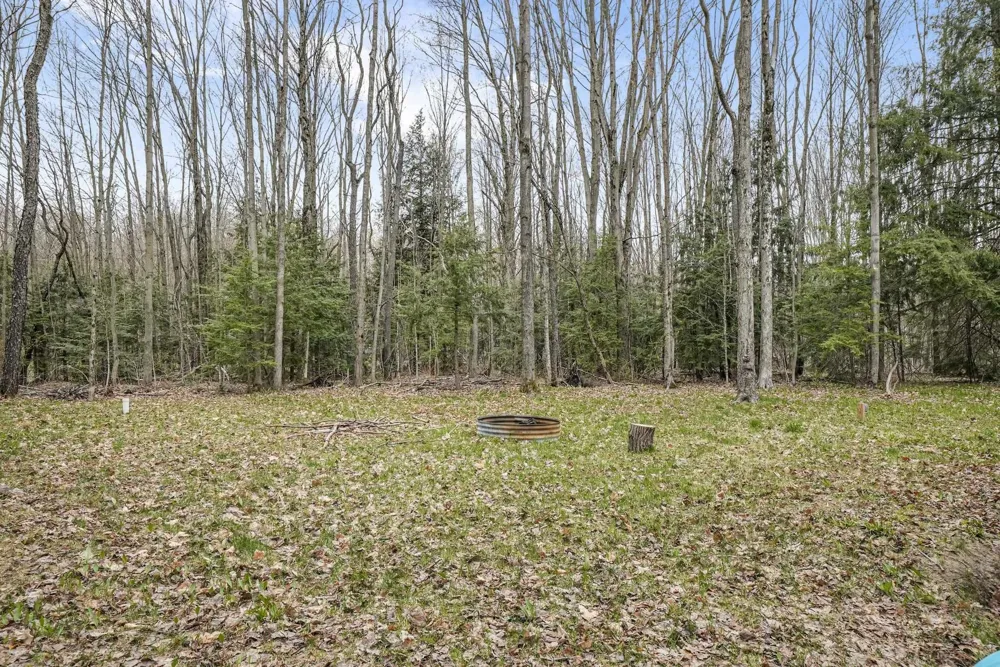 568 NE Plum Valley Road Rapid River Township, MI 49659