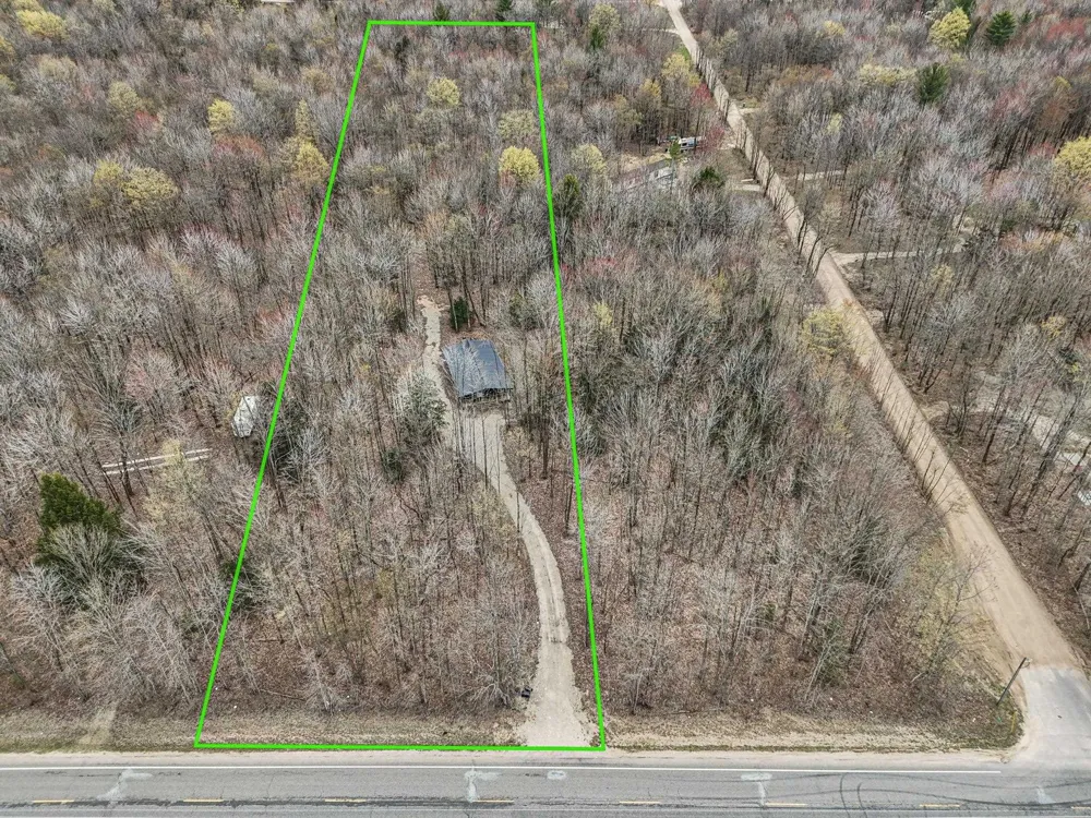 568 NE Plum Valley Road Rapid River Township, MI 49659