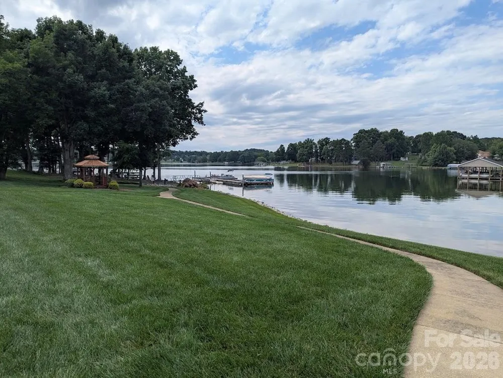 100 Northshore Court #A-02 Cherryville, NC 28021