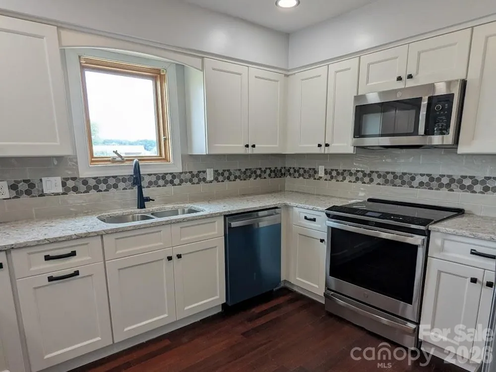 100 Northshore Court #A-02 Cherryville, NC 28021