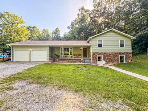 120 Ulcer Hollow Rd