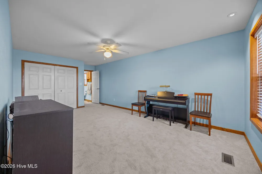 108 Young Rider Lane Grandy, NC 27939