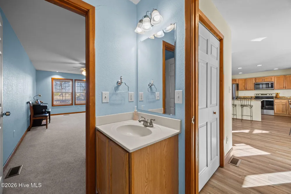 108 Young Rider Lane Grandy, NC 27939