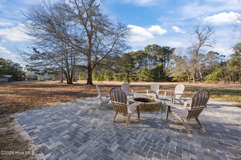 108 Young Rider Lane Grandy, NC 27939