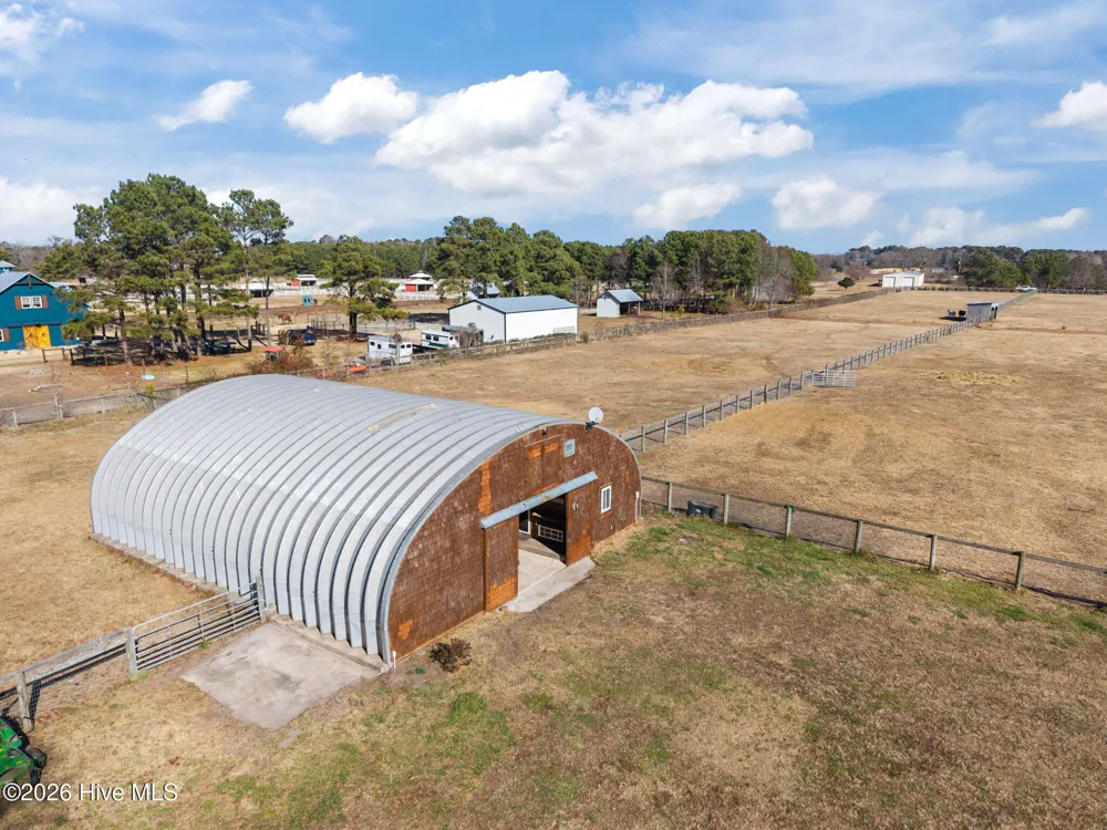 108 Young Rider Lane Grandy, NC 27939