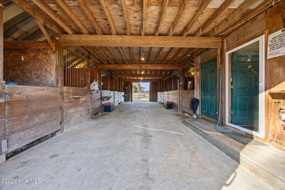 108 Young Rider Lane Grandy, NC 27939