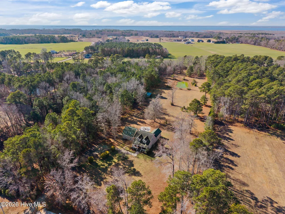 108 Young Rider Lane Grandy, NC 27939