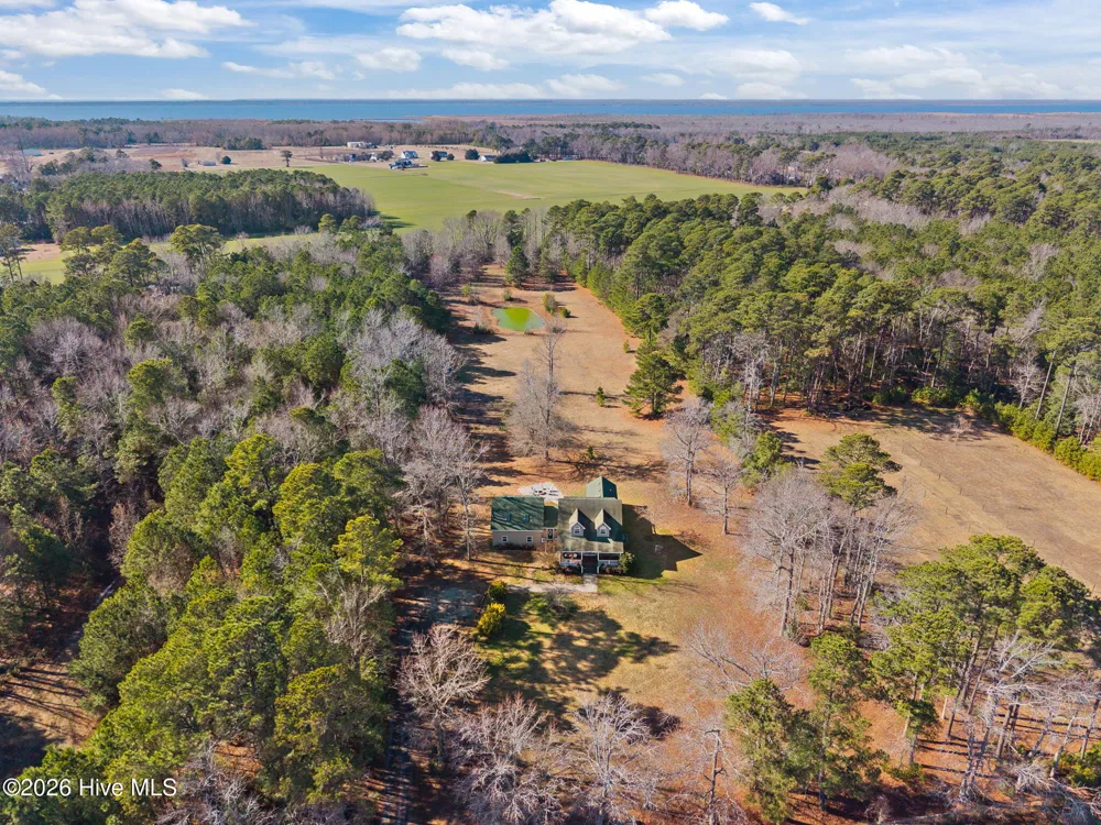108 Young Rider Lane Grandy, NC 27939