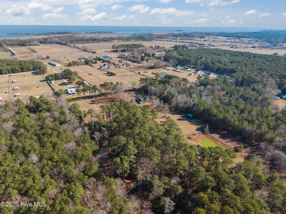 108 Young Rider Lane Grandy, NC 27939