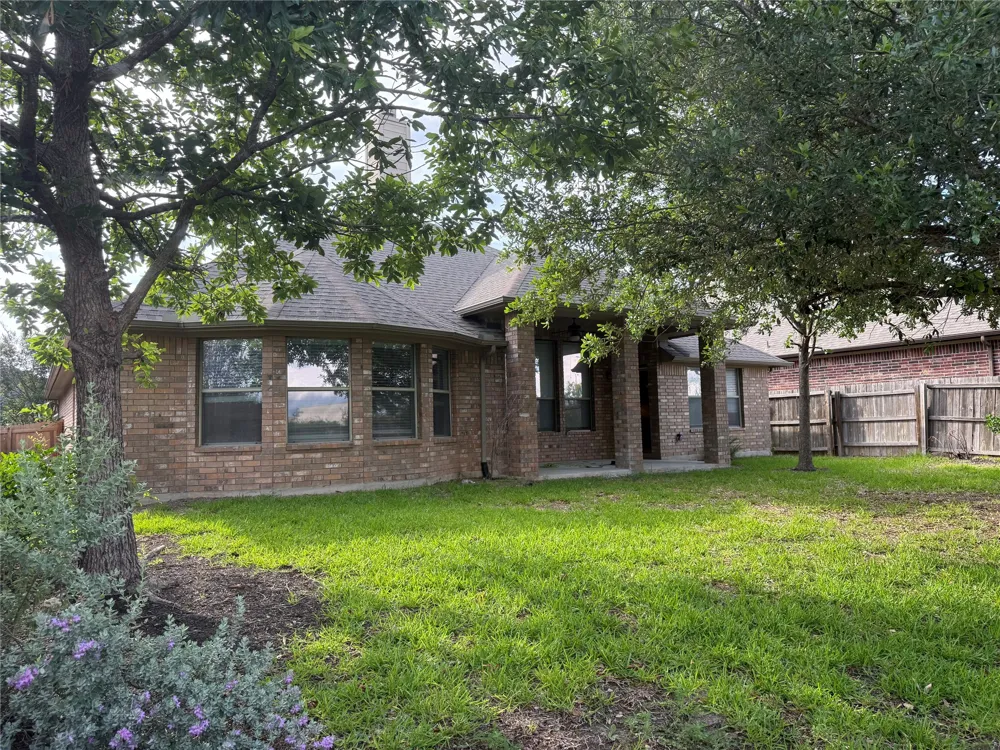 11633 Sun Glass Drive Manor, TX 78653