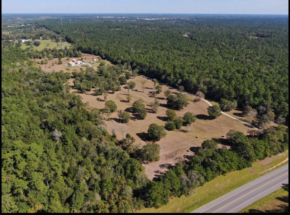 10890 Fm 830 Road Willis, TX 77318