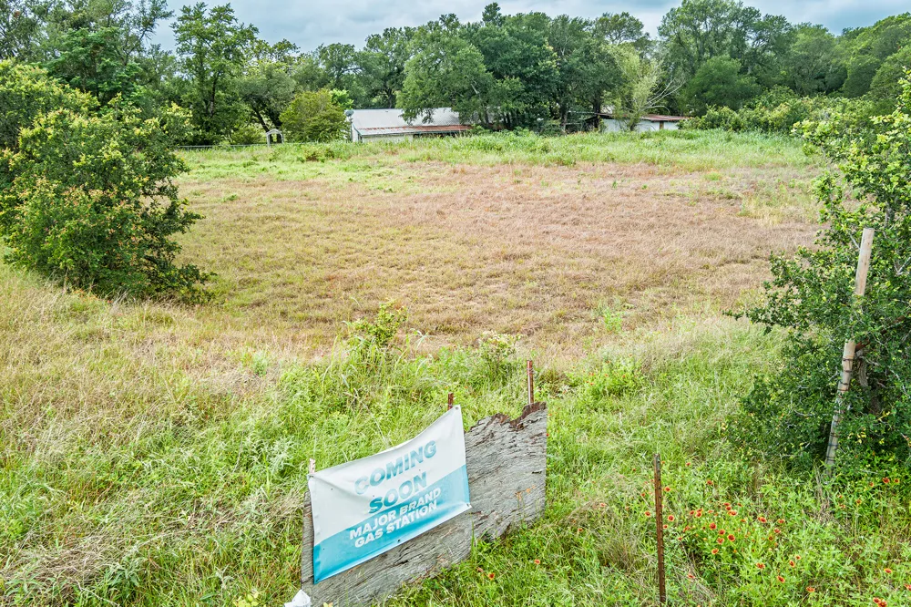 20811 Fm 969 Road Webberville, TX 78653