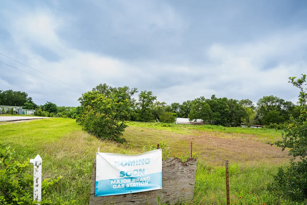 20811 Fm 969 Road Webberville, TX 78653