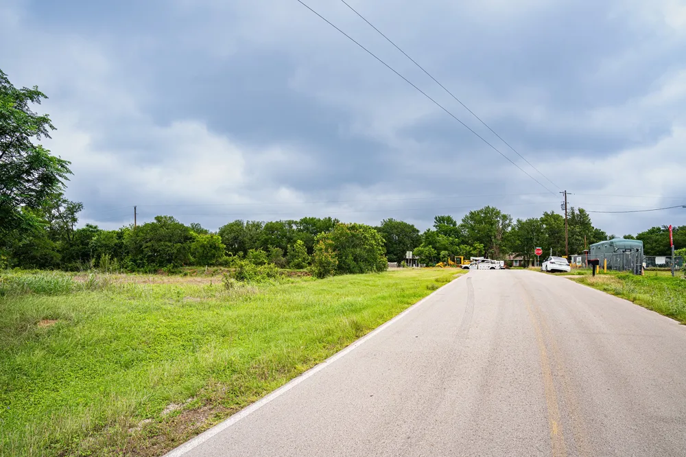 20811 Fm 969 Road Webberville, TX 78653