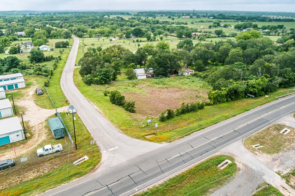 20811 Fm 969 Road Webberville, TX 78653