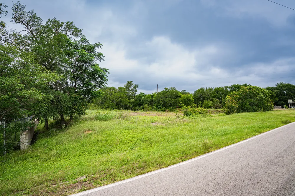 20811 Fm 969 Road Webberville, TX 78653