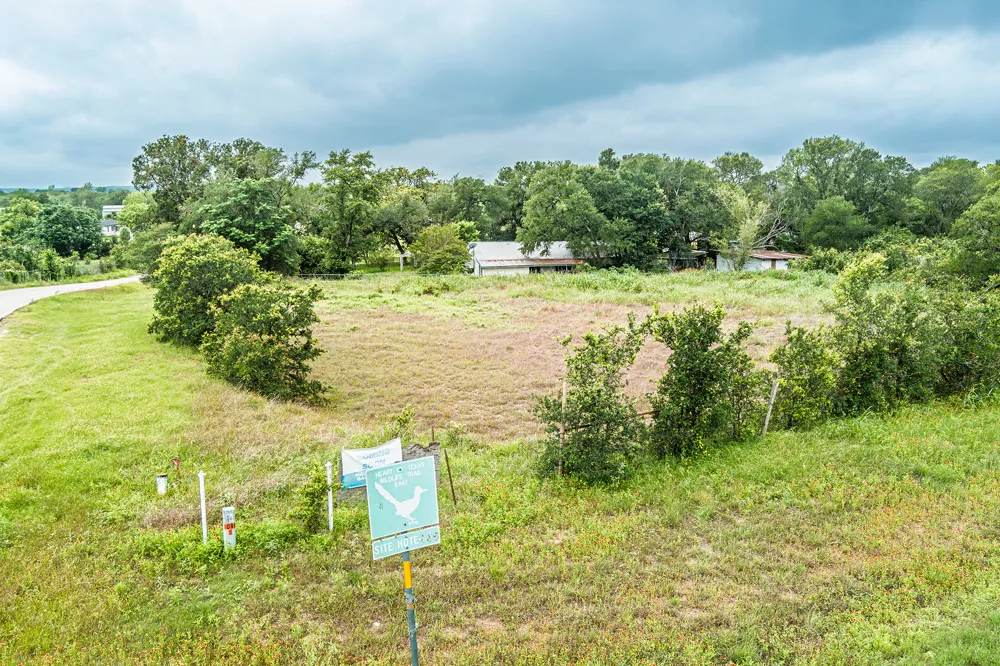 20811 Fm 969 Road Webberville, TX 78653