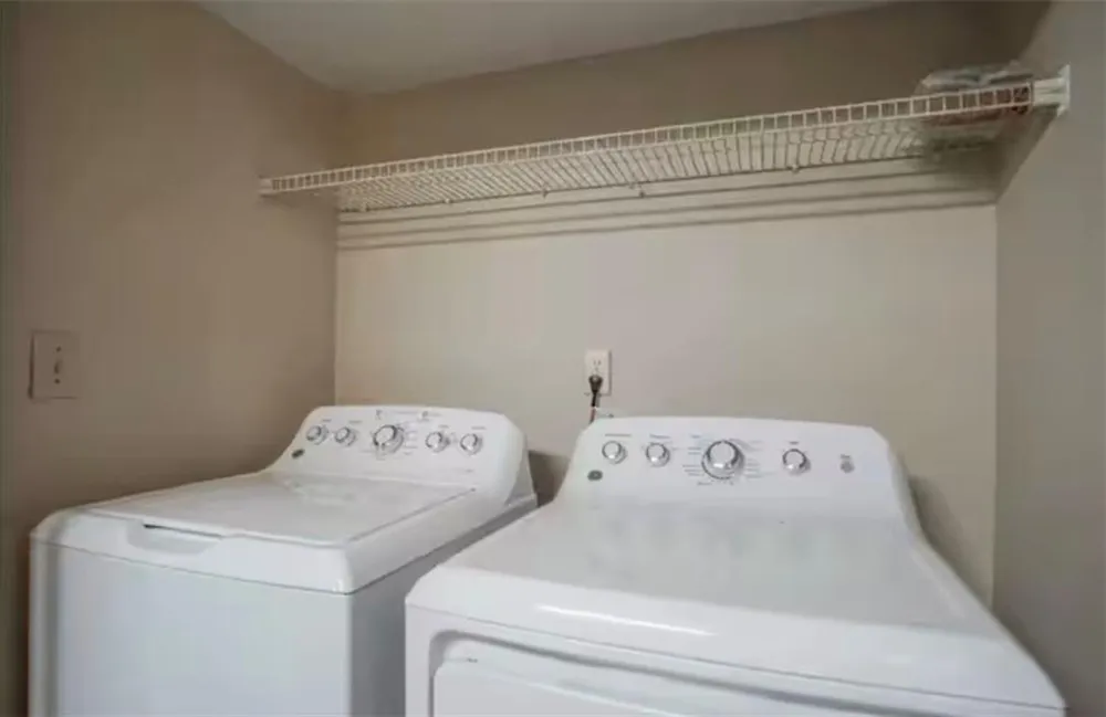 846 Park Place #B Conyers, GA 30012