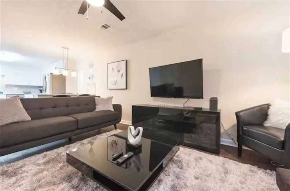 846 Park Place #B Conyers, GA 30012