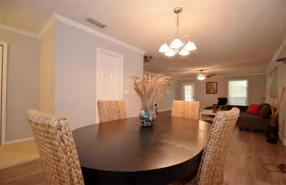 846 Park Place #B Conyers, GA 30012