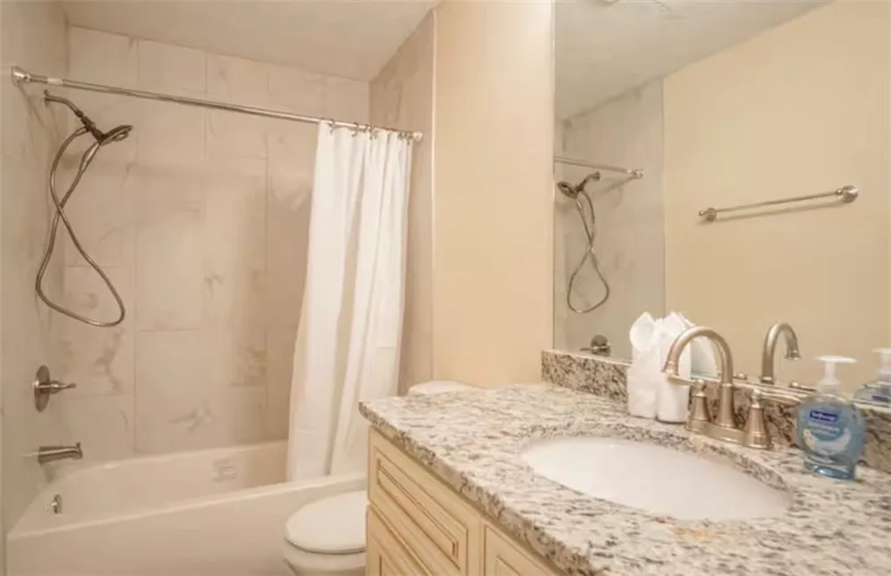 846 Park Place #B Conyers, GA 30012